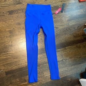 Carbon 38 ribbed cobalt 7/8 leggings. NWT